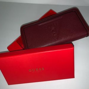 NWT Guess Wallet